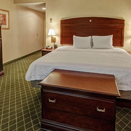 Hampton Inn Cambridge Exterior foto
