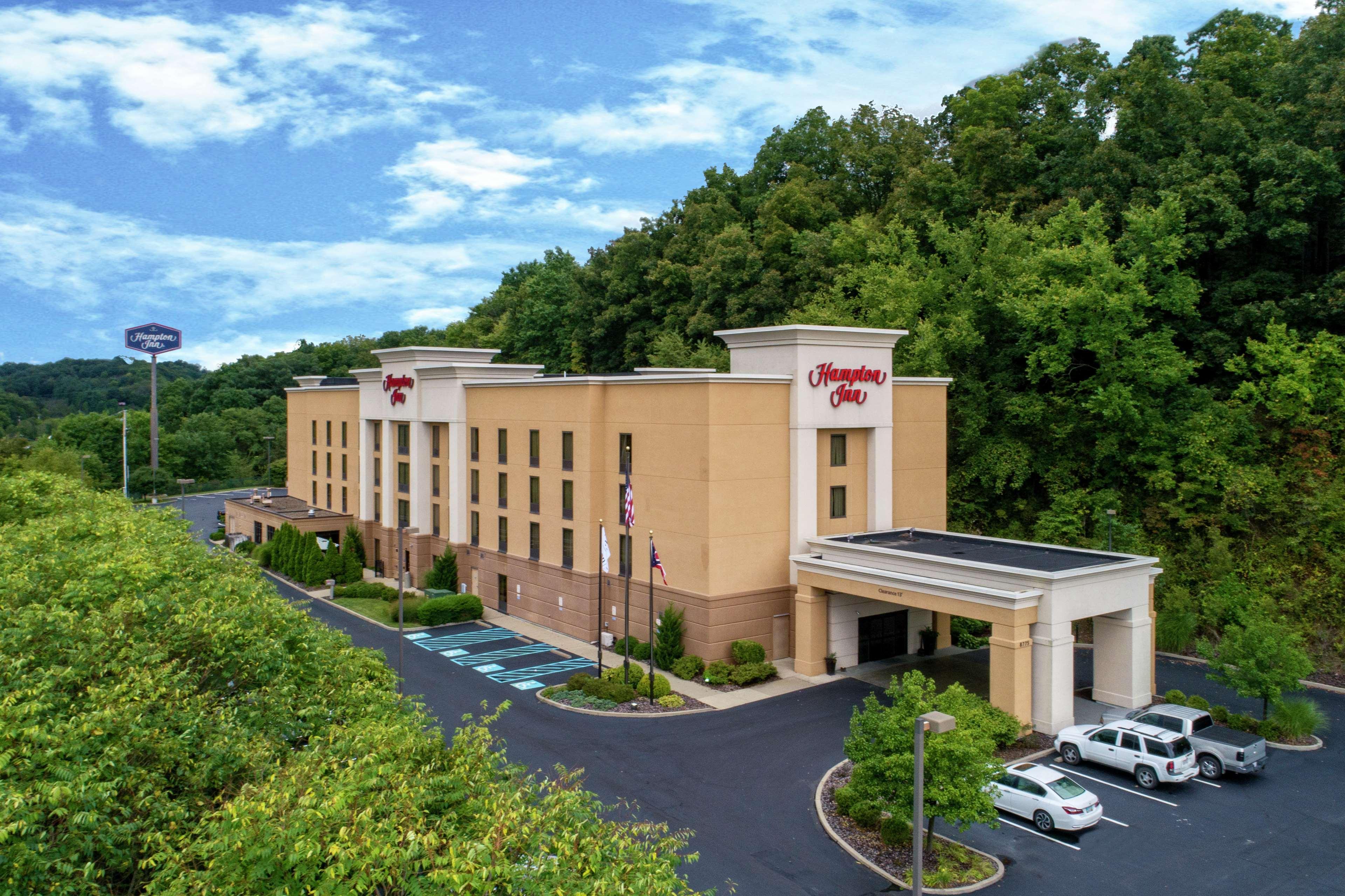Hampton Inn Cambridge Exterior foto