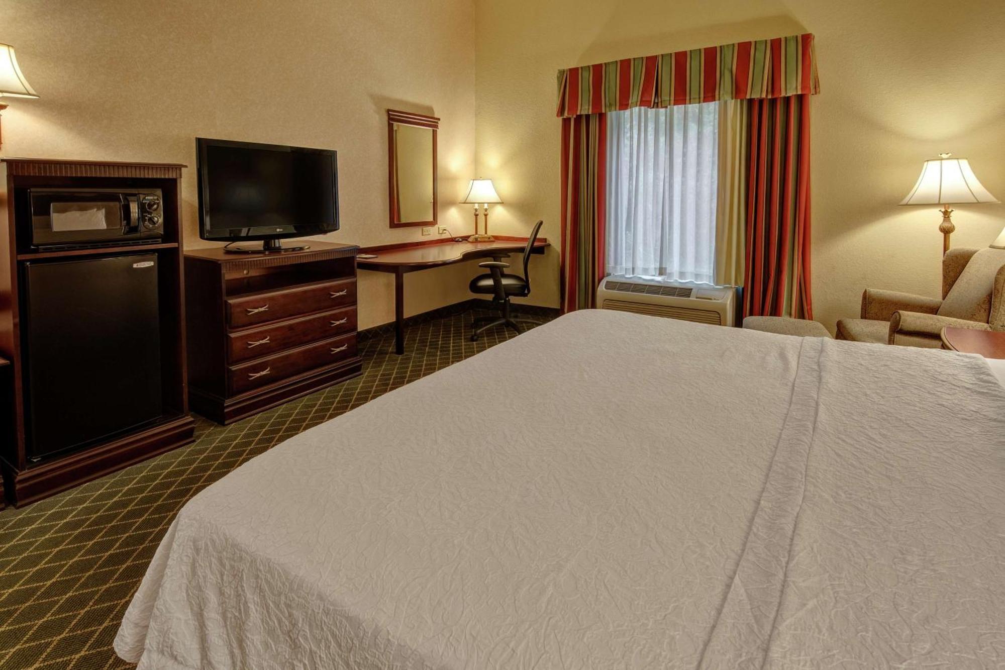 Hampton Inn Cambridge Exterior foto