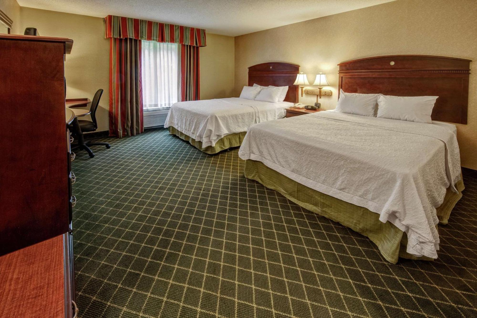 Hampton Inn Cambridge Exterior foto